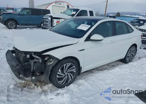 2021 Volkswagen Jetta 1.4T Sel z USA, uszkodzony, nr VIN 3VWE57BU2MM051239